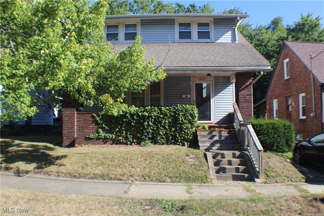 Welcome to this classic colonial-style home in the heart of Alliance! Featuring 3 bedrooms and 1.5 baths, this home is full of
character and potential. With its covered front porch, original wood details, and functional layout, it's the perfect opportunity for
anyone looking to bring their vision to life.
Inside, you'll find generously sized living areas, a dining room with direct access to the back deck, and a bright kitchen ready for
your updates. Upstairs, all three bedrooms offer plenty of natural light and closet space. The full bathroom has been updated
with a modern walk-in shower, while the half bath adds convenience for guests.
Though this home could use some cosmetic updates, the bones are solid- hardwood floors, natural wood trim, and a classic
colonial charm provide an excellent foundation to make this house shine again.
Outside, enjoy a spacious yard, a welcoming front porch, and plenty of room to garden, entertain, or simply relax.
Perfect for homeowners looking to customize or investors seeking their next project, this property offers great value in a
convenient location close to schools, parks, and shopping.