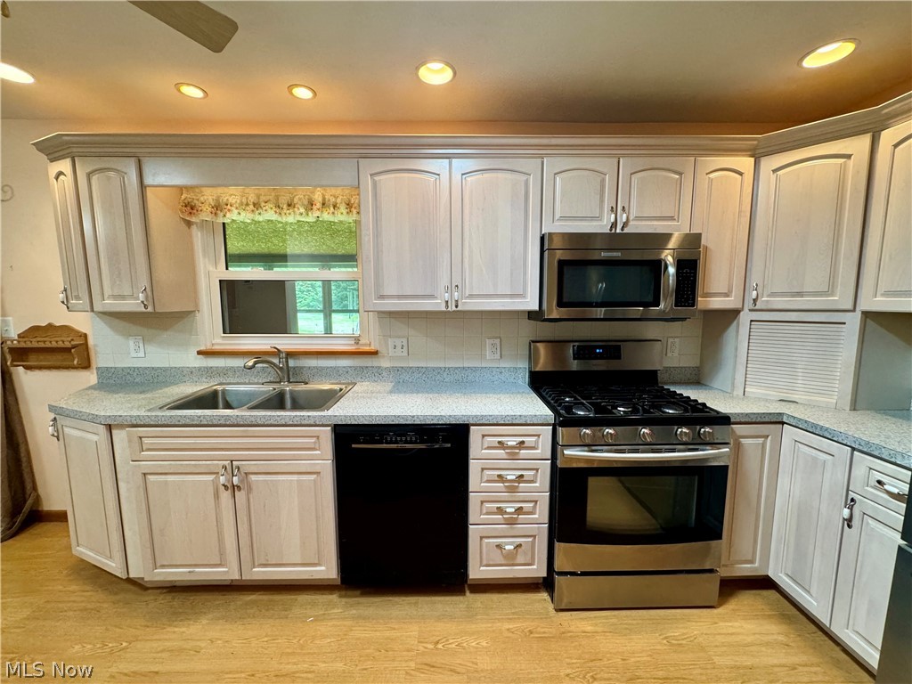 Sunnydale Est#1 - Residential