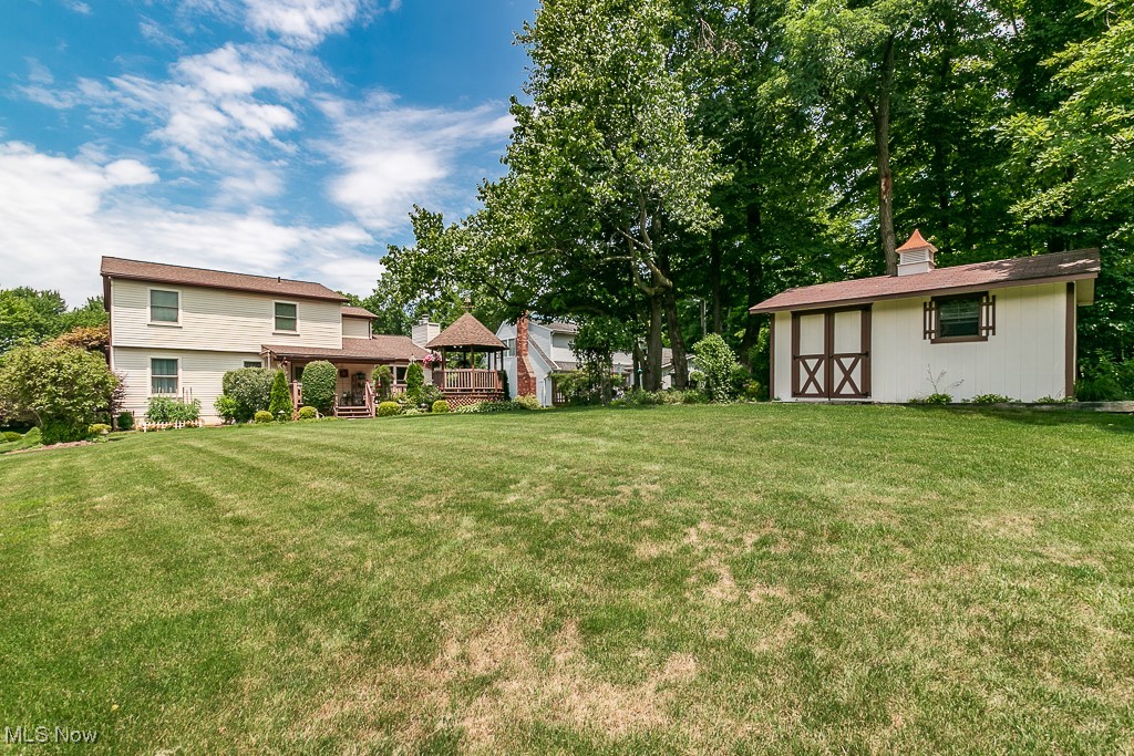 9634 Yellowwood Drive, Mentor, Ohio image 39