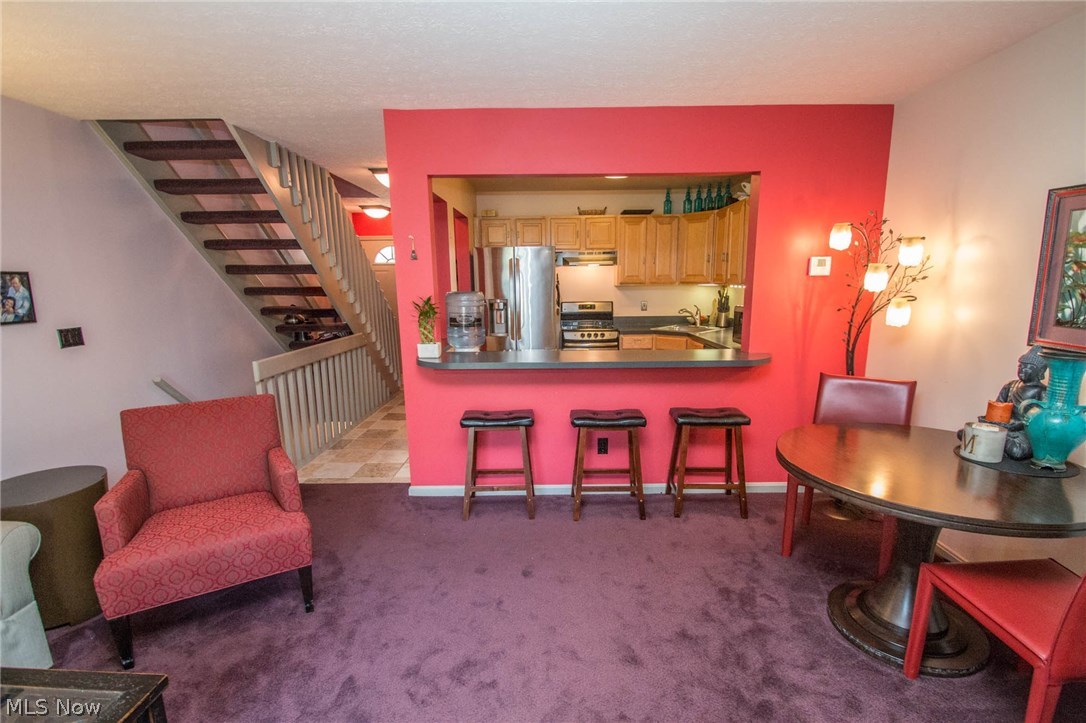 Lakeview Ridge Condos - Residential