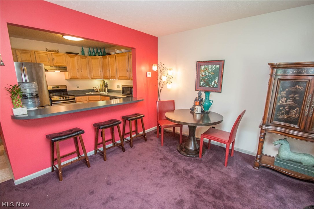 Lakeview Ridge Condos - Residential