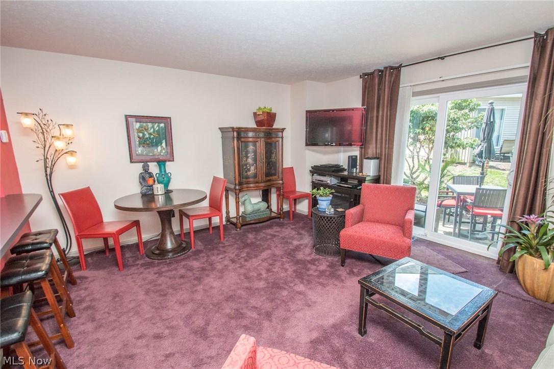 Lakeview Ridge Condos - Residential