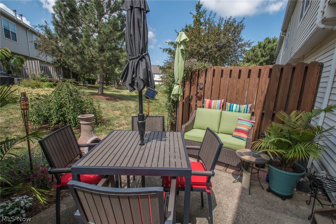 Lakeview Ridge Condos - Residential