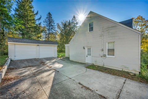Tiny photo for 15 Edgewood Avenue, Bedford, OH 44146 (MLS # 5255222)