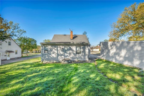 Tiny photo for 15 Edgewood Avenue, Bedford, OH 44146 (MLS # 5255222)