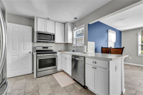 Tiny photo for 15 Edgewood Avenue, Bedford, OH 44146 (MLS # 5255222)