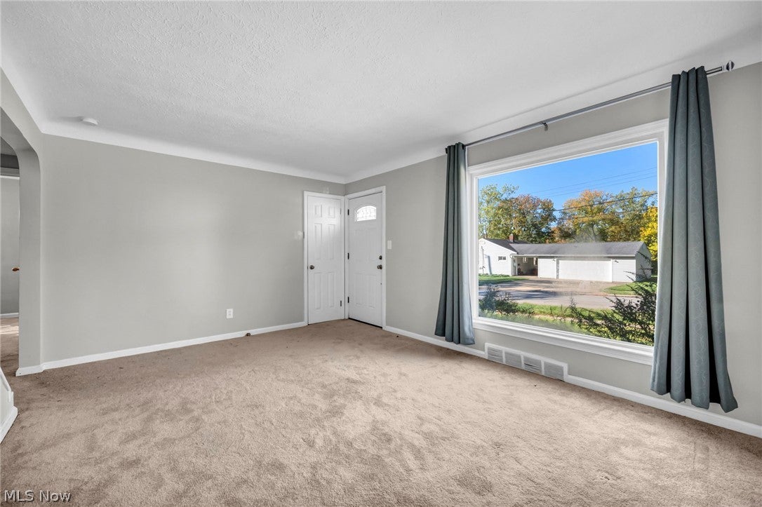 15 Edgewood Avenue