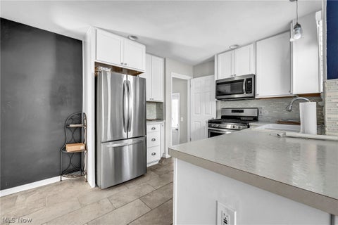 Tiny photo for 15 Edgewood Avenue, Bedford, OH 44146 (MLS # 5255222)