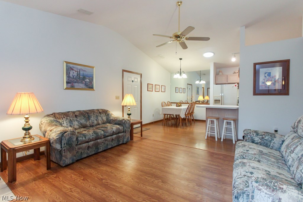 Devonshire Mdws Ph 01 - Residential