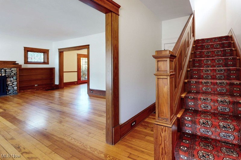 Chagrin Falls, Ohio 44022, United States, 3 Bedrooms Bedrooms, ,2 BathroomsBathrooms,Residential,Pending,115940