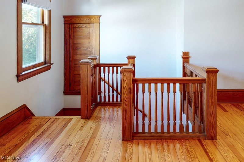 Chagrin Falls, Ohio 44022, United States, 3 Bedrooms Bedrooms, ,2 BathroomsBathrooms,Residential,Pending,115940