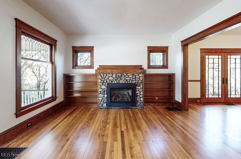 Chagrin Falls, Ohio 44022, United States, 3 Bedrooms Bedrooms, ,2 BathroomsBathrooms,Residential,Pending,115940