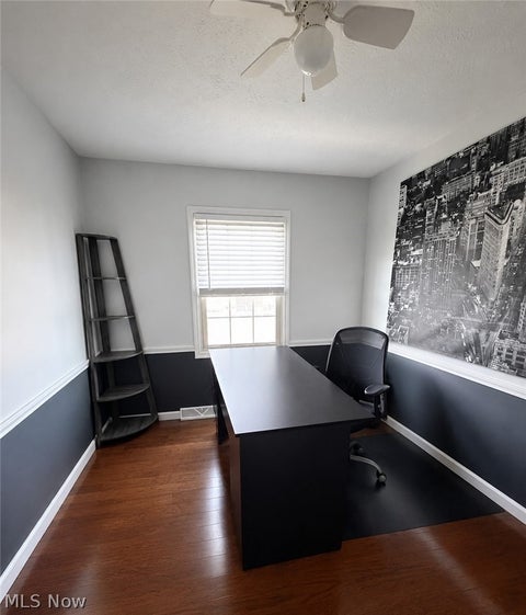 Tiny photo for 164 Runnemede Drive, Youngstown, OH 44512 (MLS # 5234331)