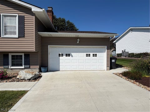 Tiny photo for 164 Runnemede Drive, Youngstown, OH 44512 (MLS # 5234331)
