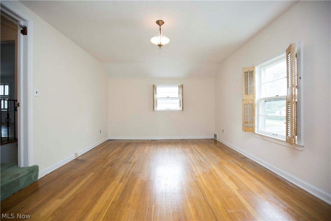 Alden B Hare Cos Lyndhurst Ma - Residential