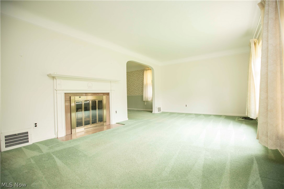 Alden B Hare Cos Lyndhurst Ma - Residential