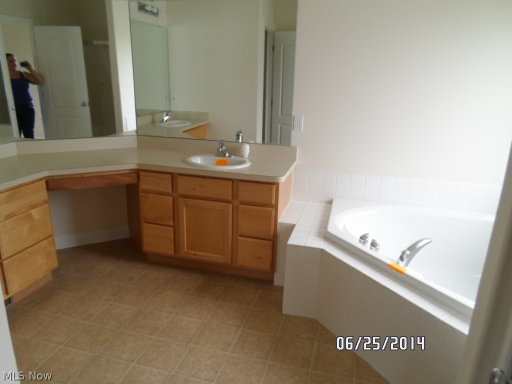 Stonebridge Crk Village 05 - Residential