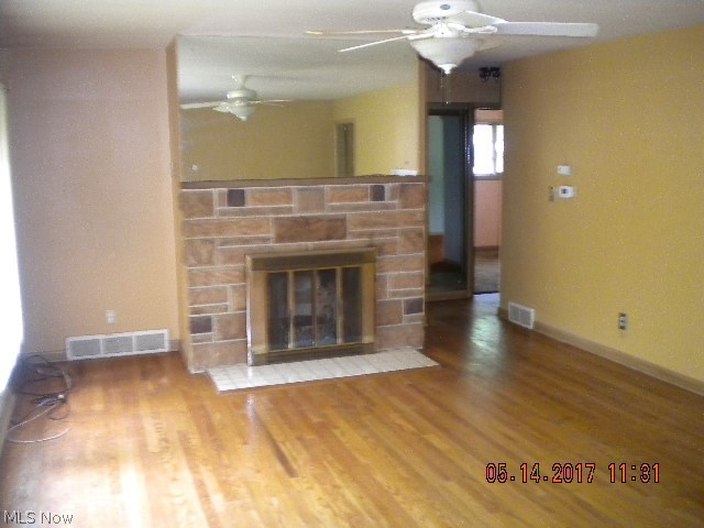 Kenilworth Manor - Residential