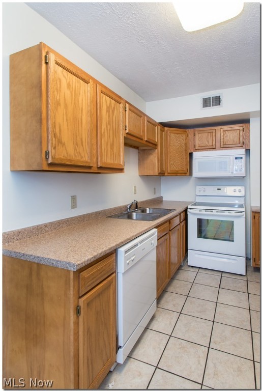 The South Shaker Apartment Building - Residential Lease