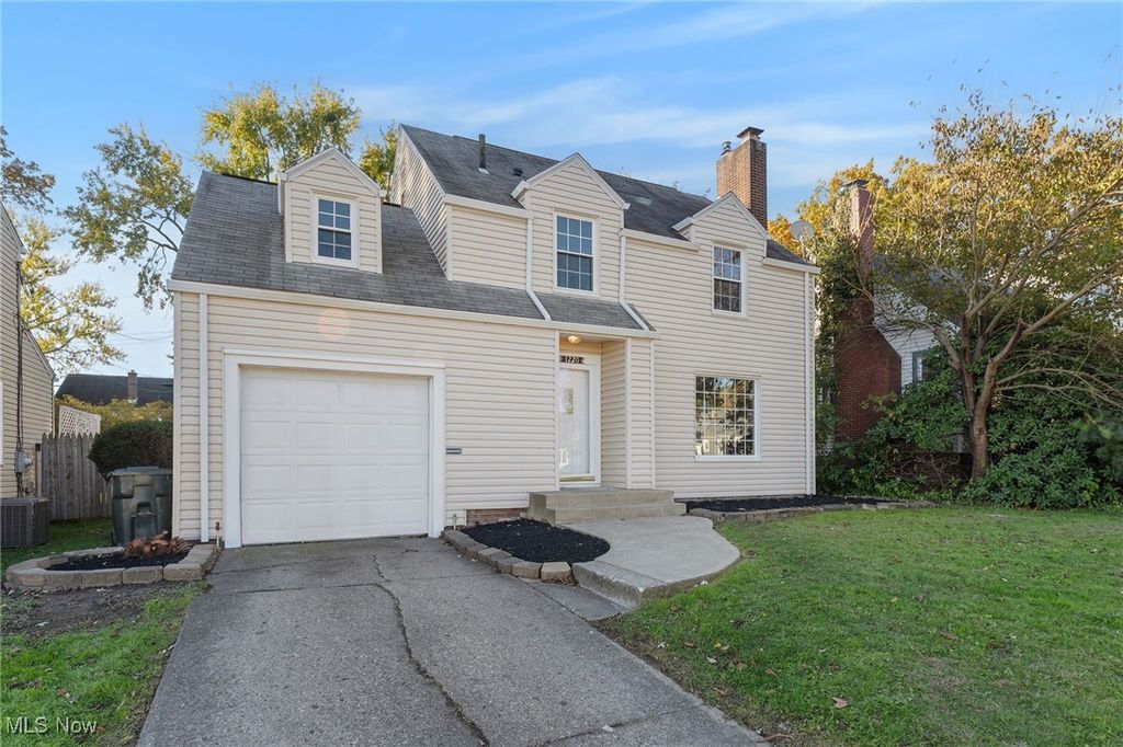 Photo of 1220 25th Street NE, Canton, OH 44714 (MLS # 5168607)