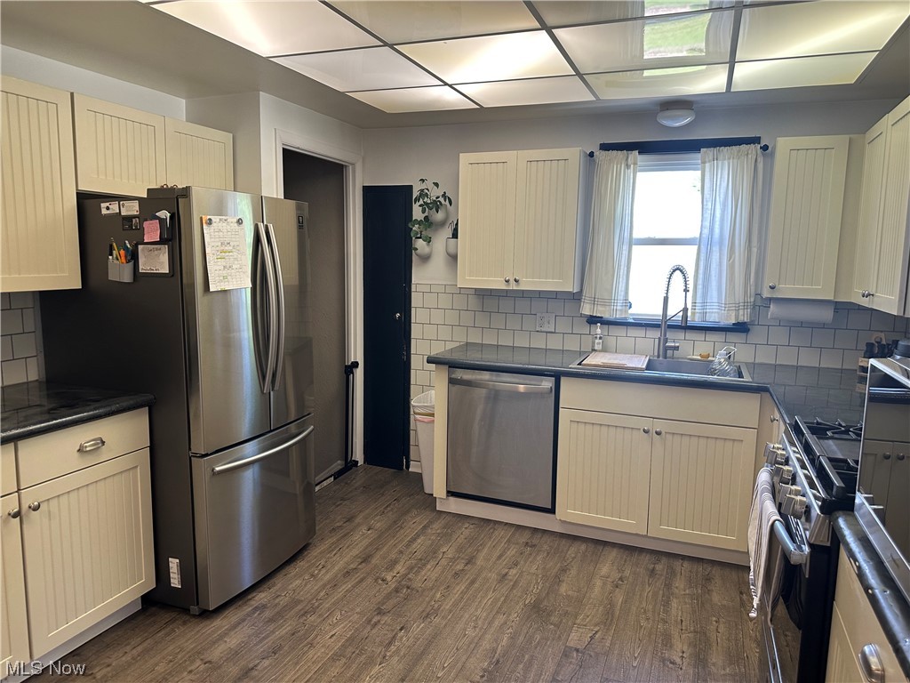 Lyndhurst Const Cos Longston - Residential