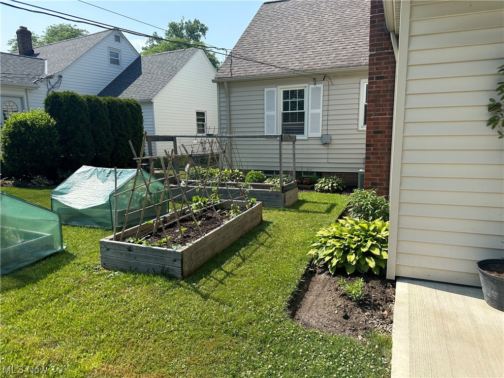 Lyndhurst Const Cos Longston - Residential