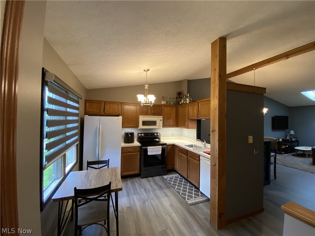 Sturbridge Commons - Residential