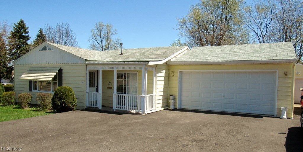 Well maintained 2 bedroom, 1&1/2 bath ranch on 2 parcels in Perry Township. Updated eat in kitchen with laminate floor, carpeted living room and family room, additional 10'X10' room possible 3rd bedroom, office or exercise room. Two stall attached and one stall detached garage for plenty of storage. Large flat backyard. Close to shopping and restaurants. Call today to see this clean ranch home.