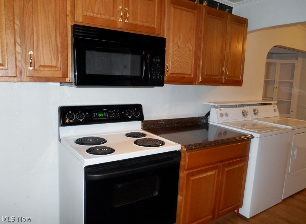 Tuxedo Park - Residential