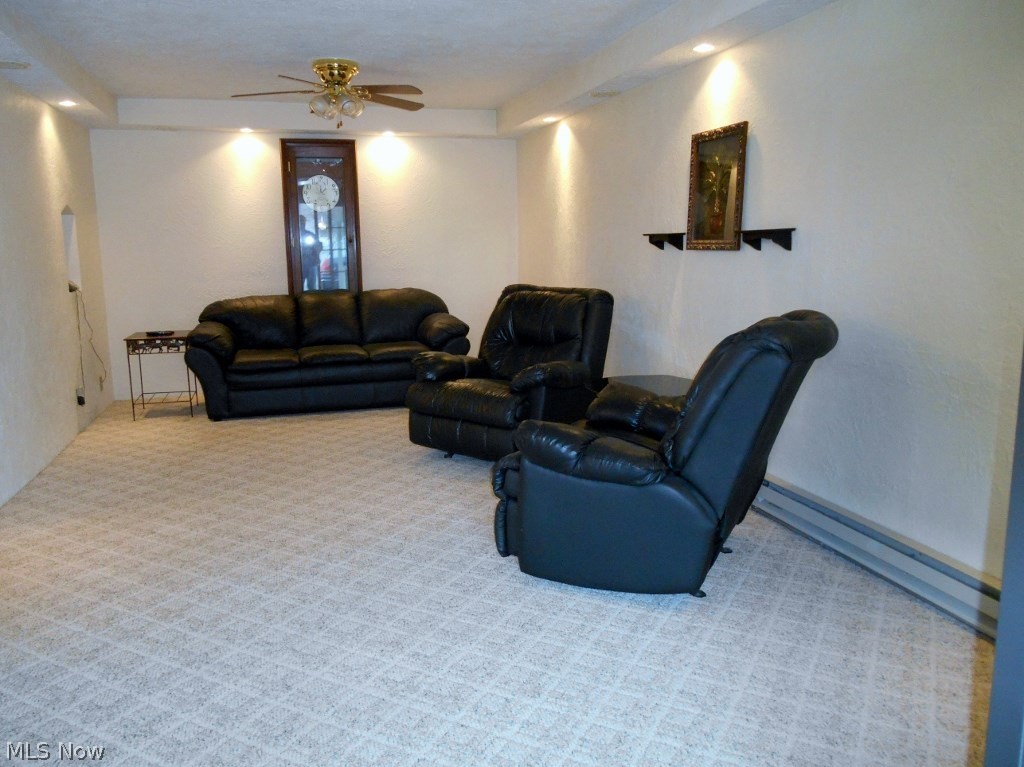 Tuxedo Park - Residential