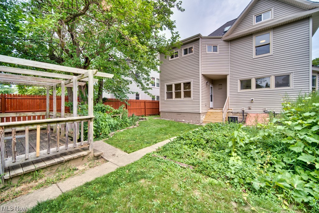 Westlake Park - Residential Income