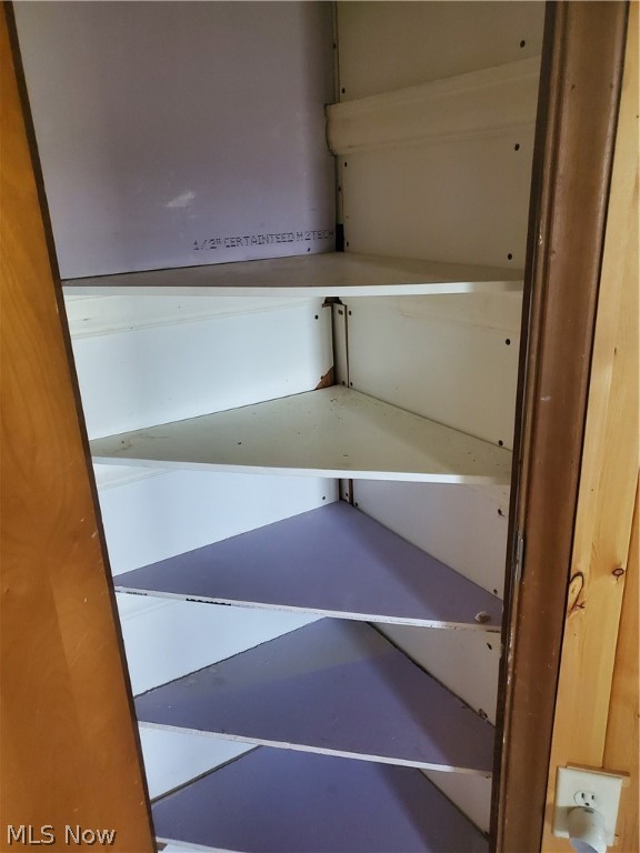Oak Leaf Mobile Home Community - Residential