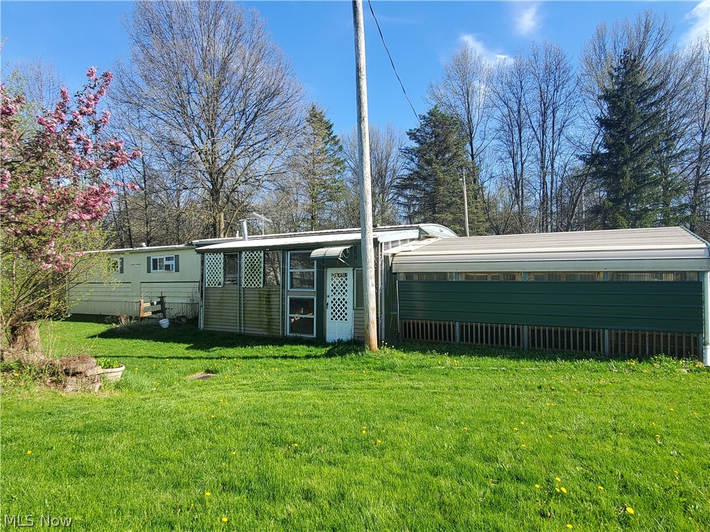 Oak Leaf Mobile Home Community - Residential