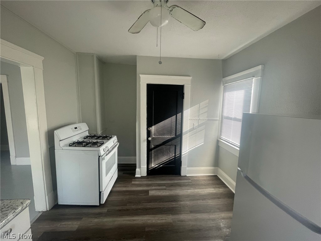 Jh Hardys Sub - Residential Lease