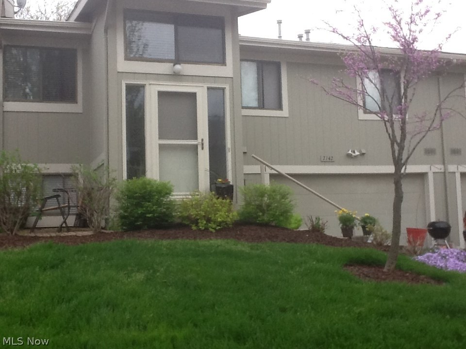 Lockwood Rdg Condo - Residential