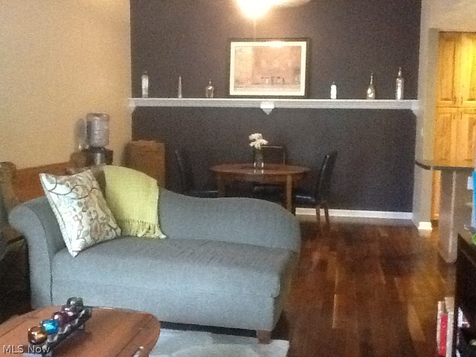 Lockwood Rdg Condo - Residential