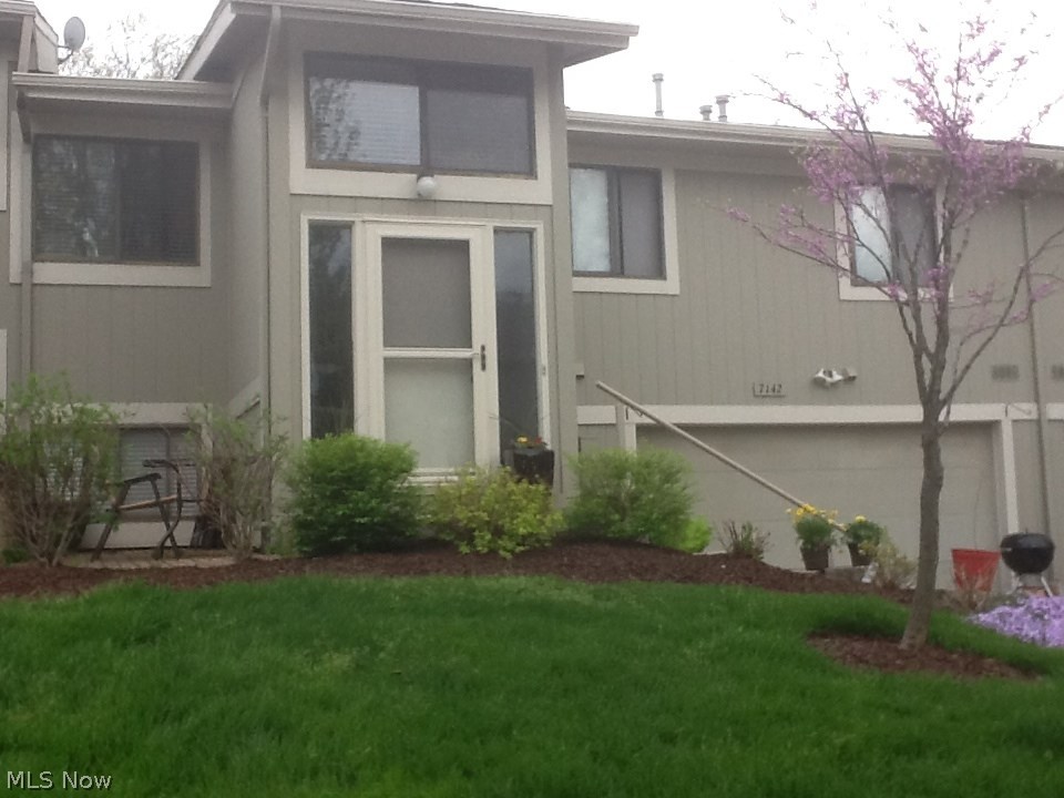 Lockwood Rdg Condo - Residential