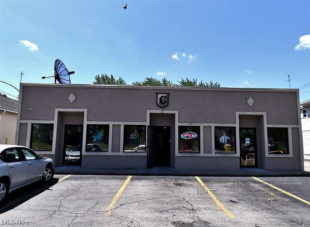 Ritezel & Mclains - Commercial Sale