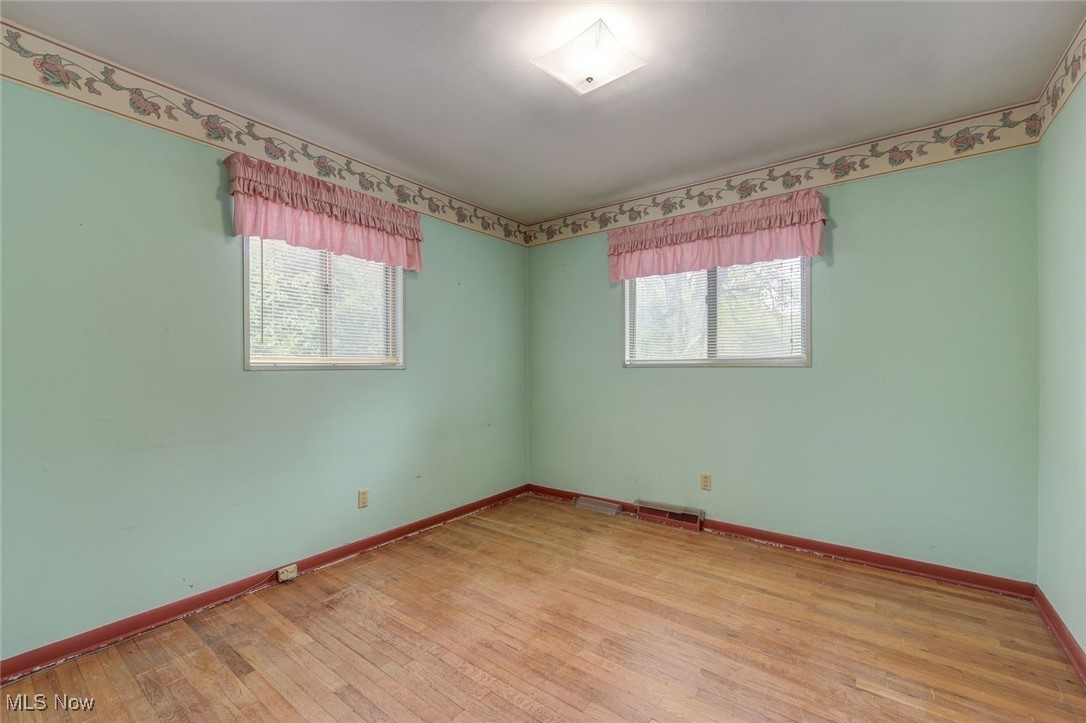 North Olmsted, Ohio 44070, United States, 3 Bedrooms Bedrooms, ,1 BathroomBathrooms,Residential,Active,229811