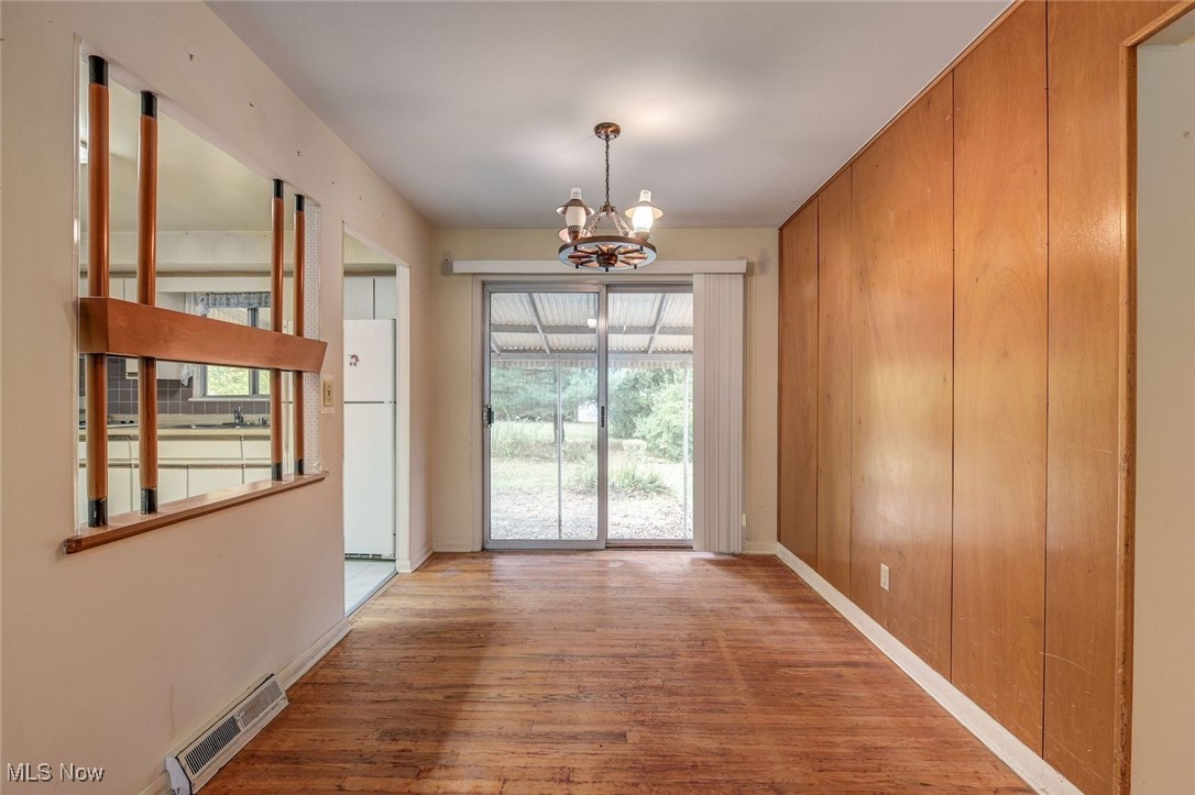 North Olmsted, Ohio 44070, United States, 3 Bedrooms Bedrooms, ,1 BathroomBathrooms,Residential,Active,229811