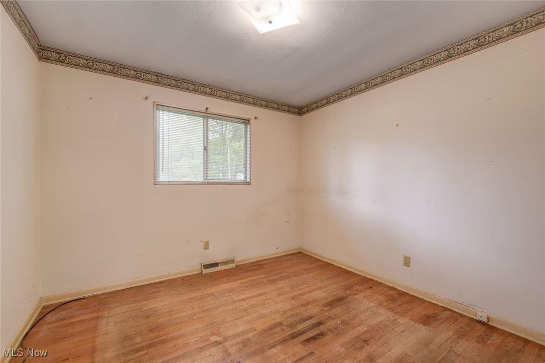 North Olmsted, Ohio 44070, United States, 3 Bedrooms Bedrooms, ,1 BathroomBathrooms,Residential,Active,229811