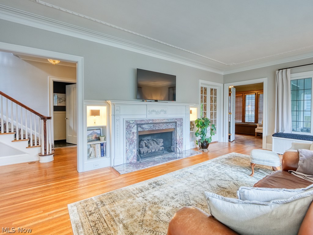 Waterbury Pkwy - Residential