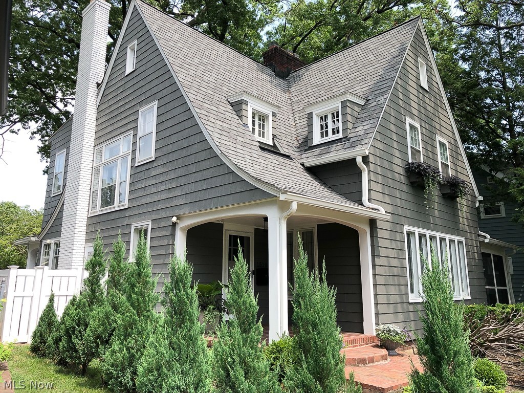 Waterbury Pkwy - Residential