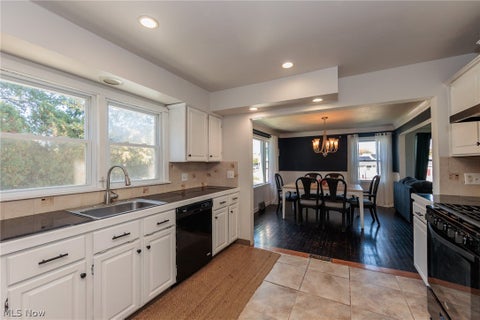 Tiny photo for 6506 Glencoe Avenue, Brooklyn, OH 44144 (MLS # 5254626)