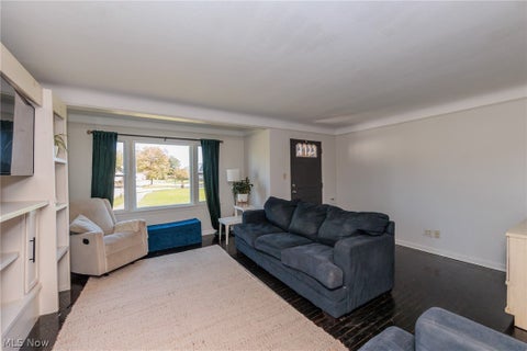Tiny photo for 6506 Glencoe Avenue, Brooklyn, OH 44144 (MLS # 5254626)