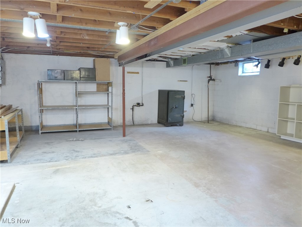 23821 Bonny Bank Drive, Westlake, Ohio image 35
