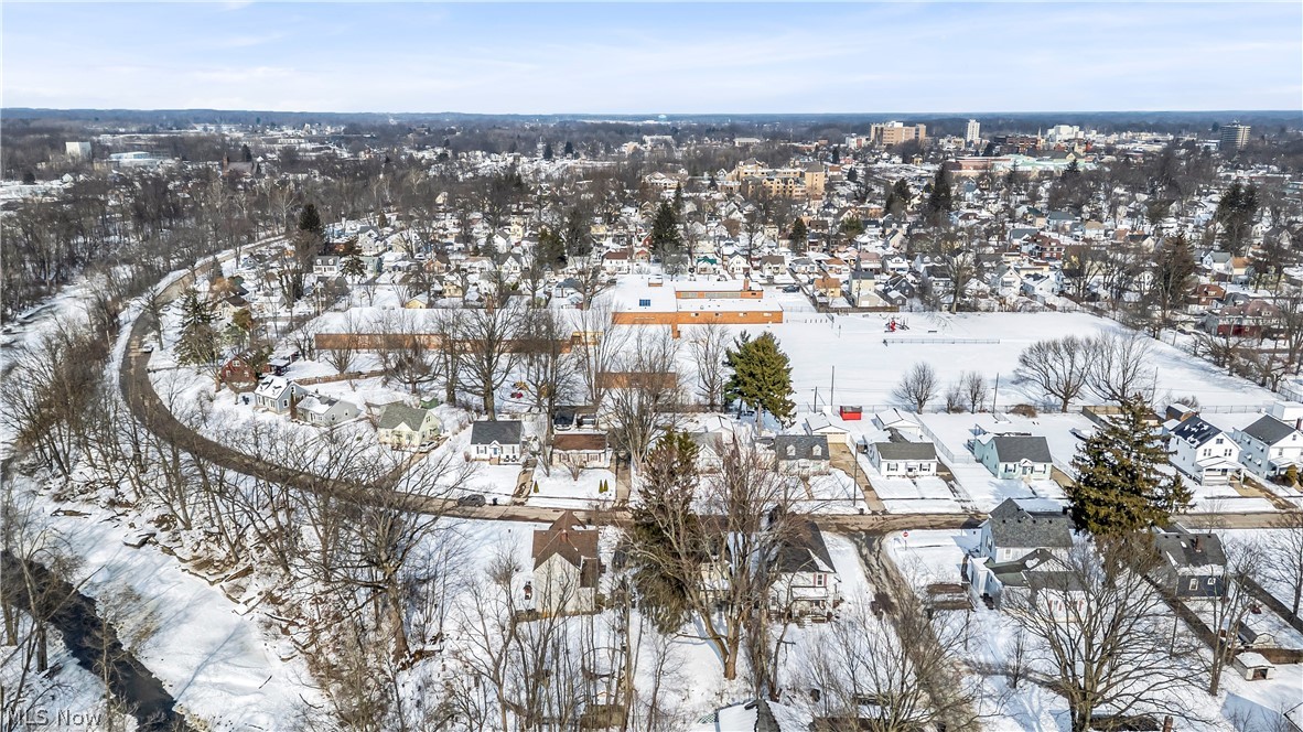 August Banks - Residential