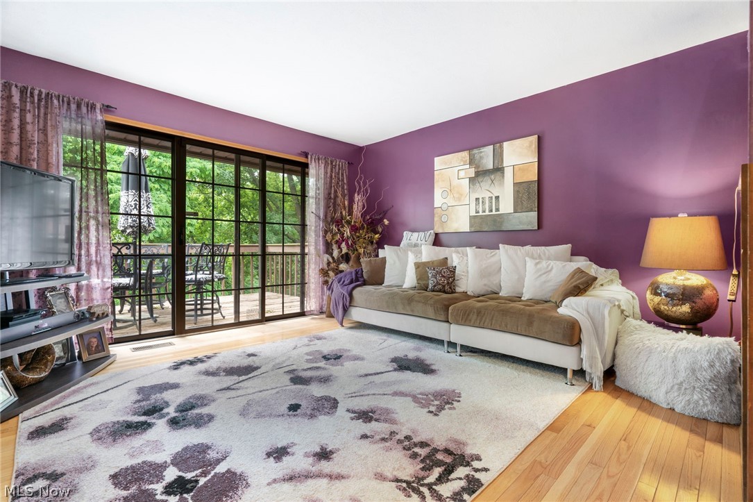 Ledgewater Falls Condo - Residential