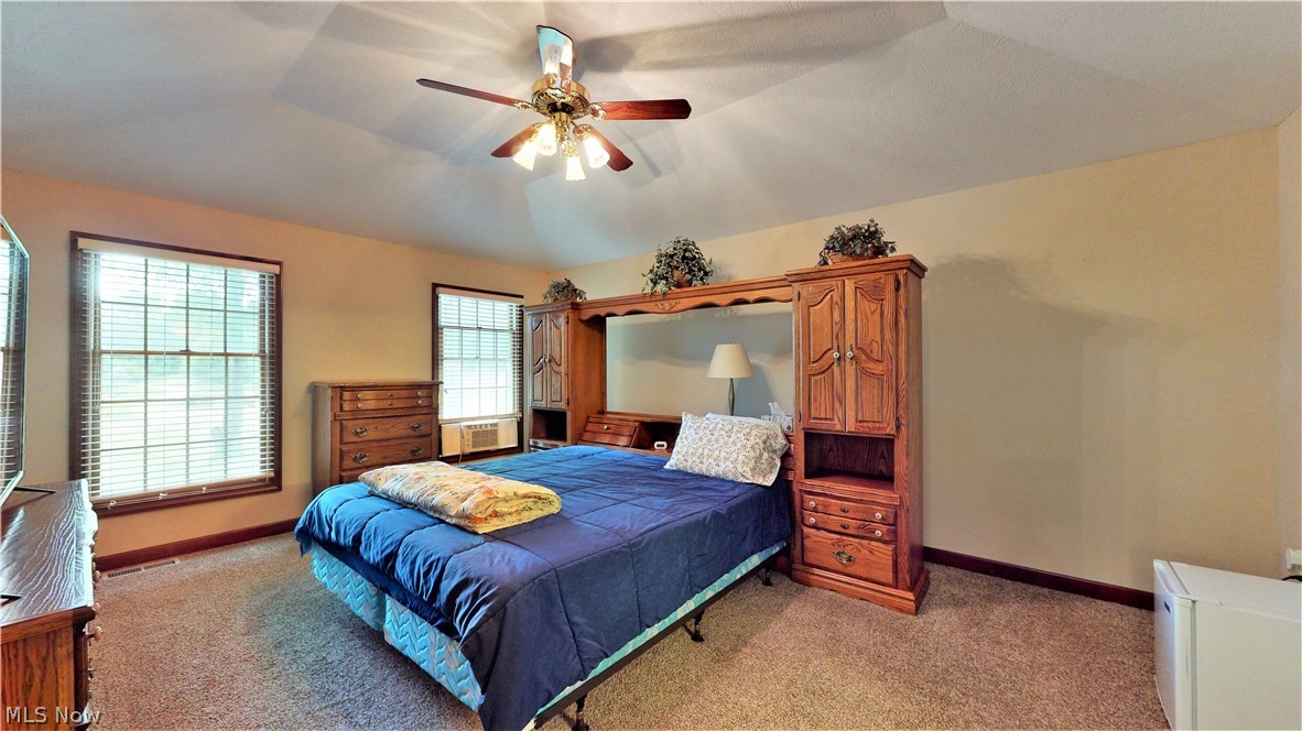 Townes End Estate - Residential