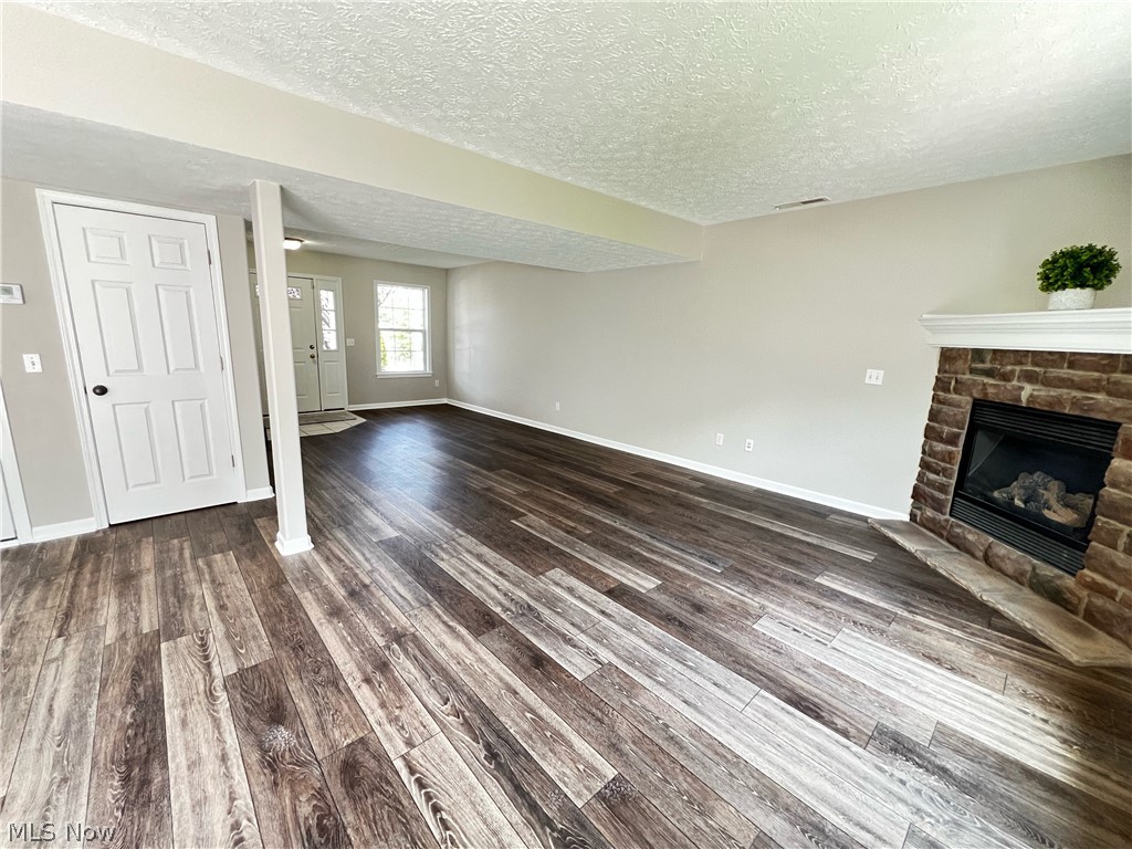 Village/Marsh Lndg Condo - Residential